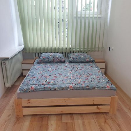 Vasylok Hostel Warsaw Ngoại thất bức ảnh