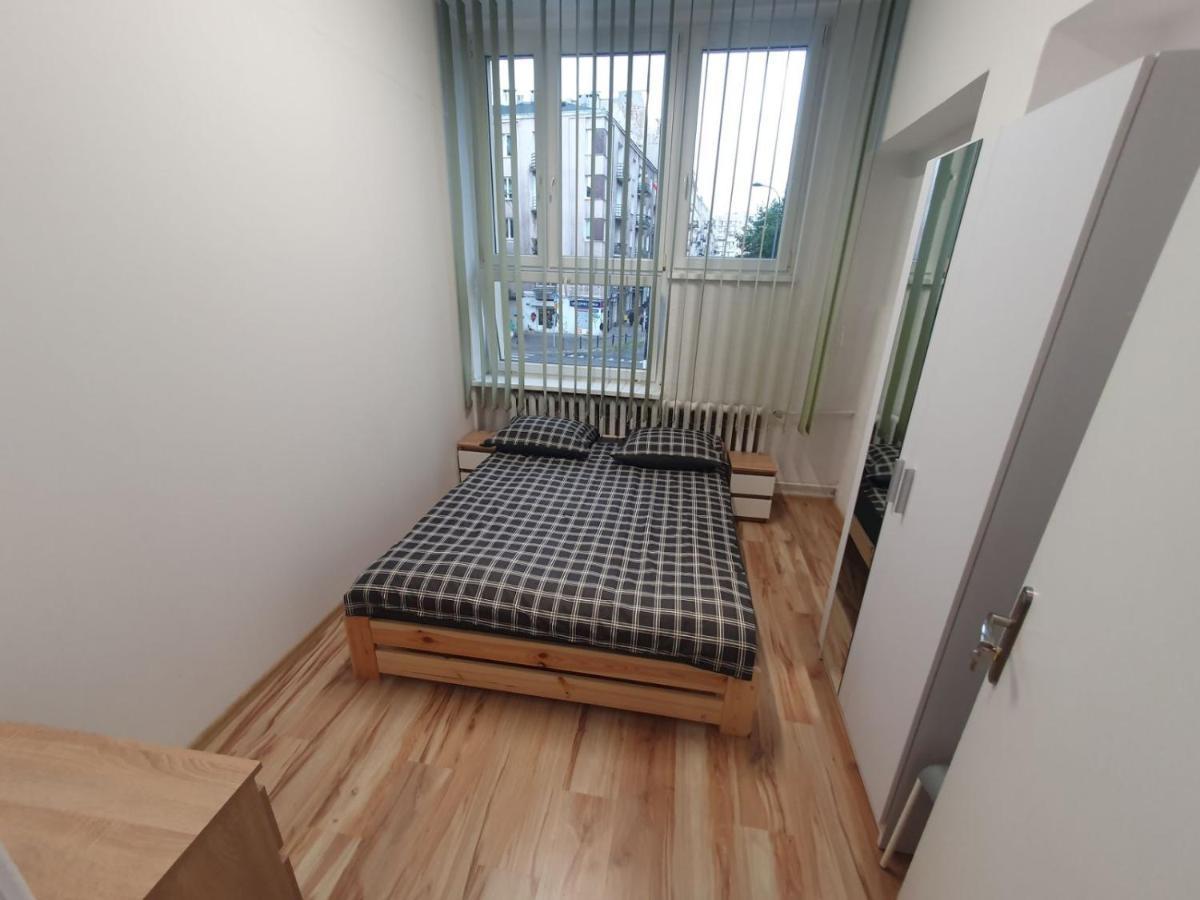 Vasylok Hostel Warsaw Ngoại thất bức ảnh