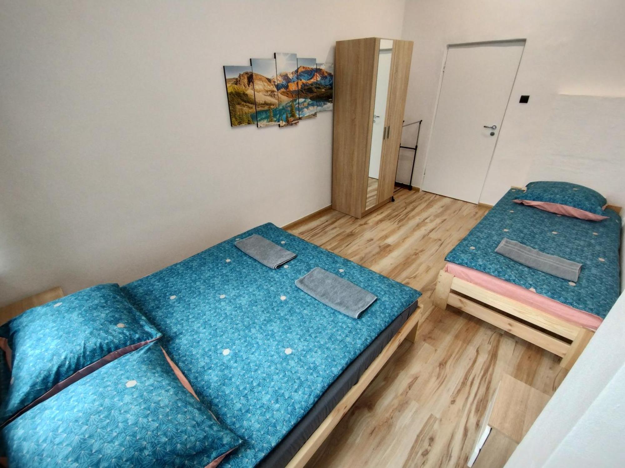 Vasylok Hostel Warsaw Ngoại thất bức ảnh